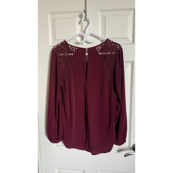 Dynamite Burgundy Blouse • Size M - Picture 4 of 6
